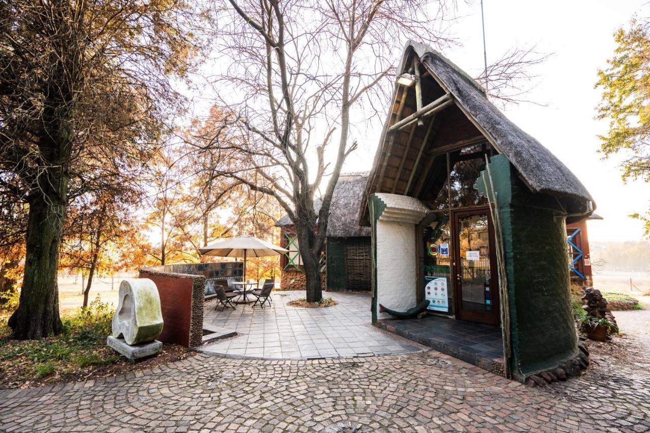Hakunamatata Lodge & Health Spa/ Wedding & Conference Venue Muldersdrift Zewnętrze zdjęcie